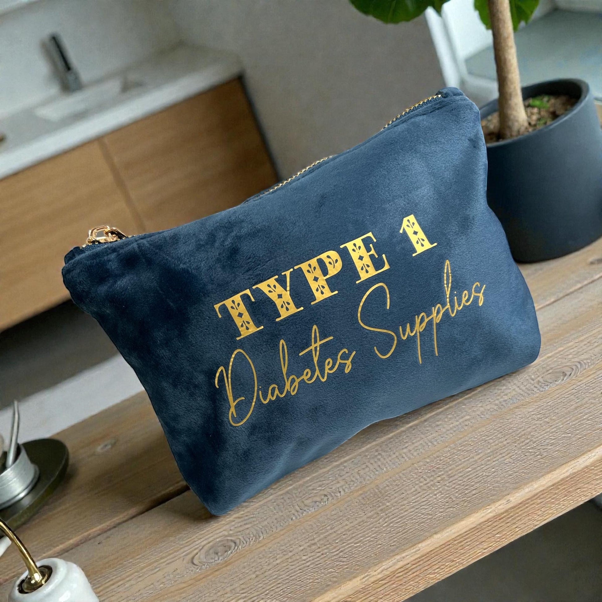 Diabetes Bag, Diabetes Kit, Type 1 Diabetic, Type 2 Diabetic, Diabetes Supplies, Diabetic Gift, Insulin Pump carrier, CGM